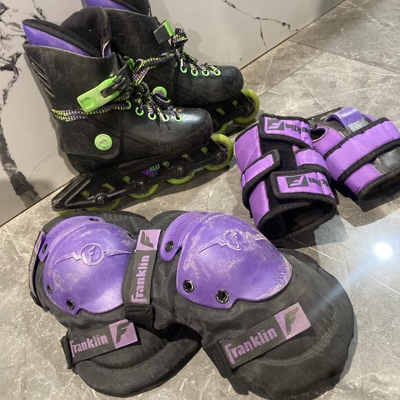 1990s Variflex City Heat XP Junior Retro Roller Skates And Safety Gear. - Picture 9 of 9